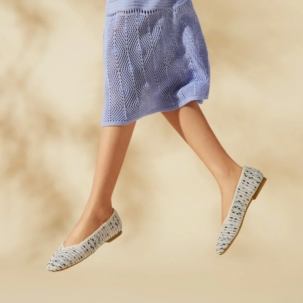 VIVAIA Square-Toe V-Cut Flats (Margot 2.0) EU 42 / US 10.5‎